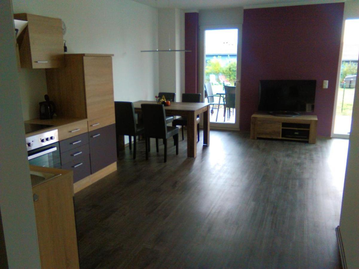Ferienwohnung Am Seglerhafen Peenemunde Eksteriør billede
