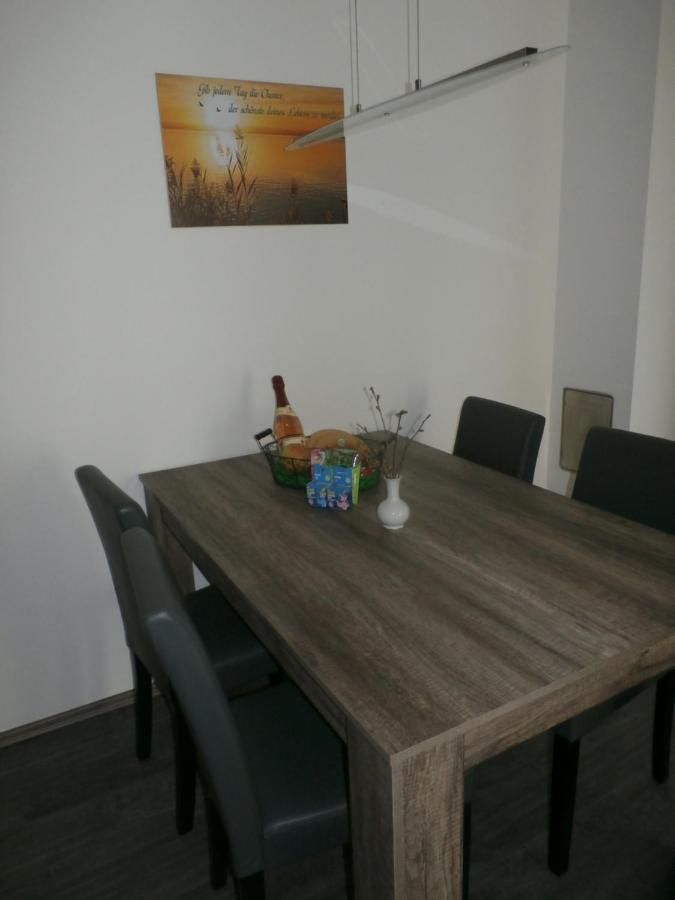 Ferienwohnung Am Seglerhafen Peenemunde Eksteriør billede